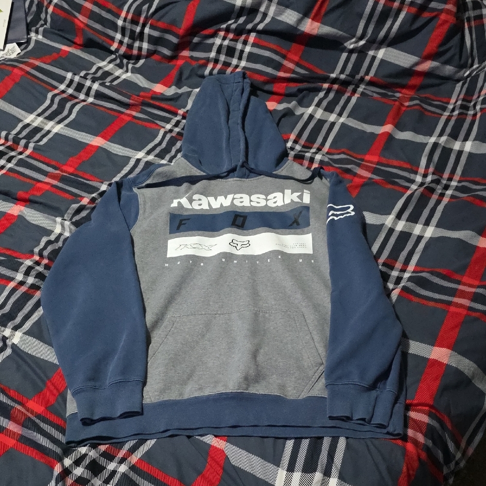 Fox Blue and Gray Sweatshirt Casual Pullover